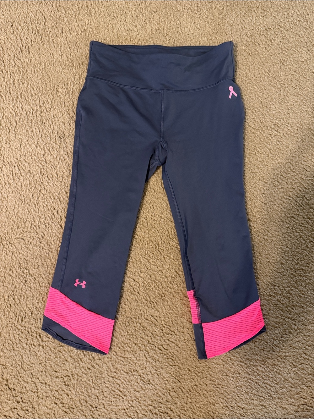 Women’s Under Armour “she’s a fighter” Gray & Pink Cropped Athletic Leggings